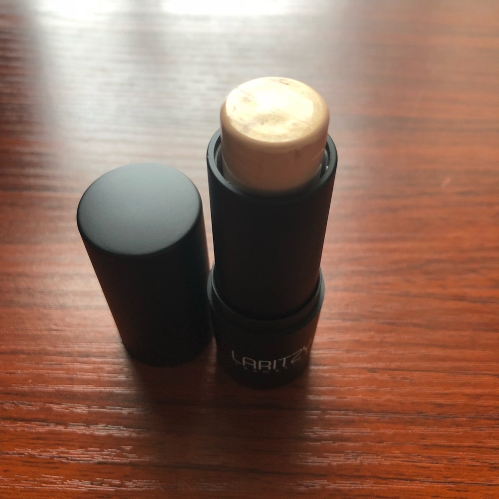 Makeup bundle!!!! - Picture 4 of 7